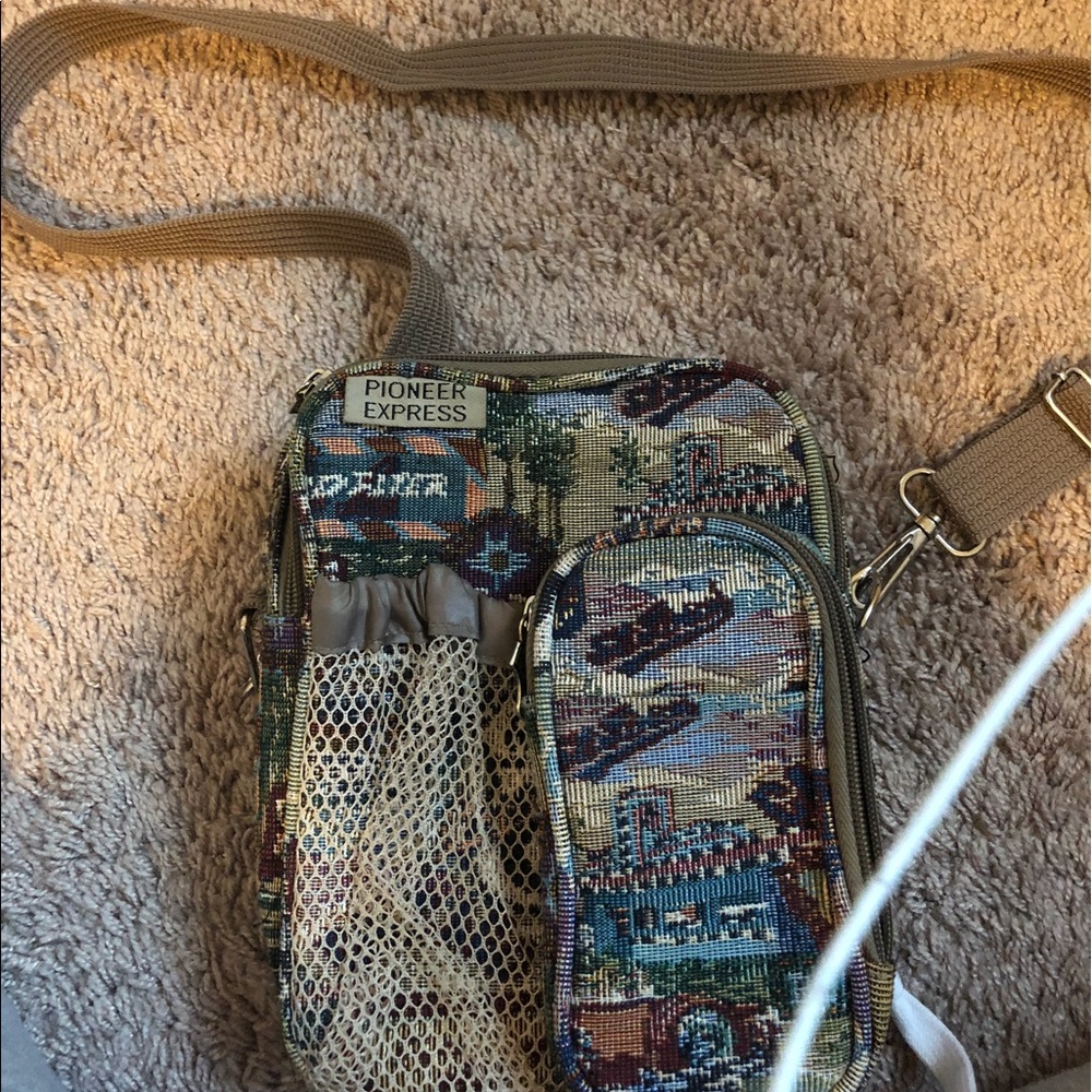 Pioneer express bag